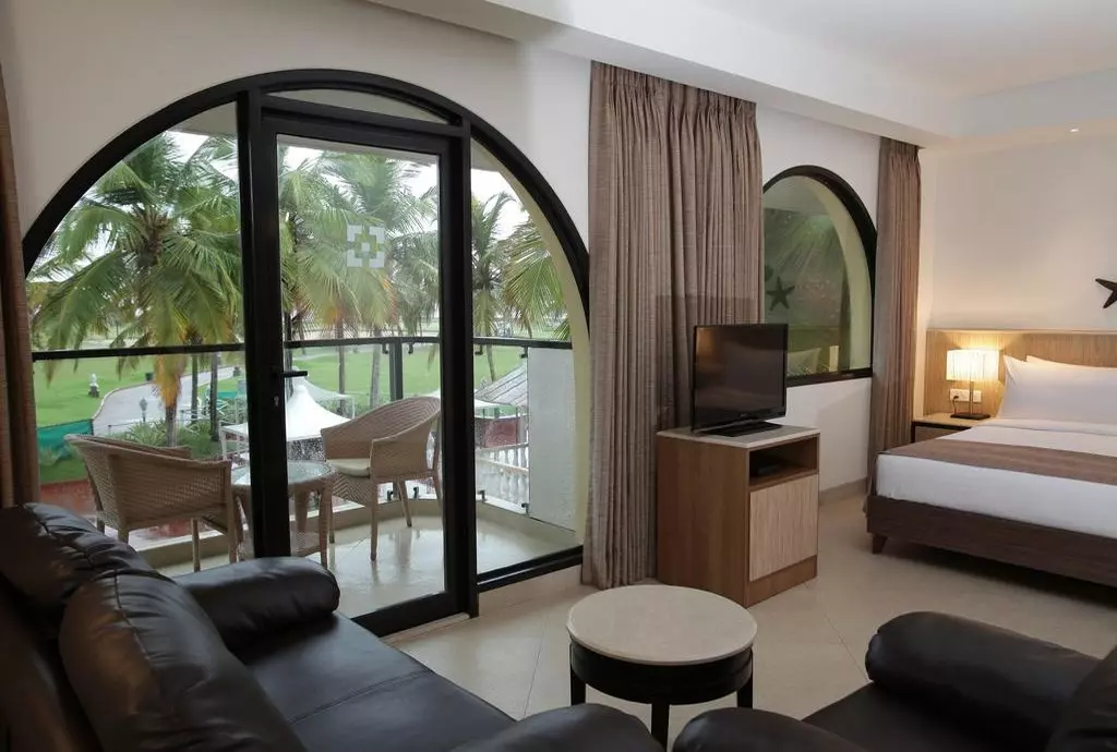 265786hotel holiday inn resort goa_shabavizparvaz_07.jpg